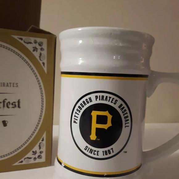 Pittsburgh pirates baseball memorabilia - Picture 6 of 8
